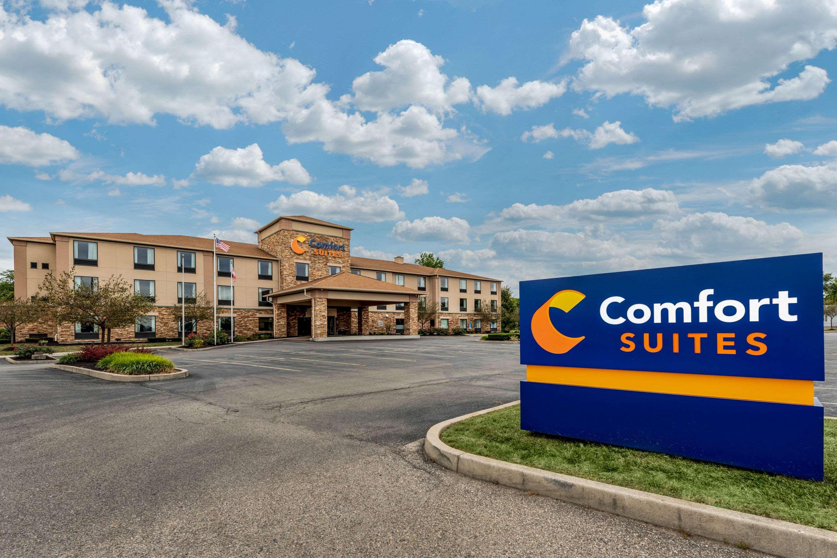 Comfort Suites Dayton-Wright Patterson Exterior photo